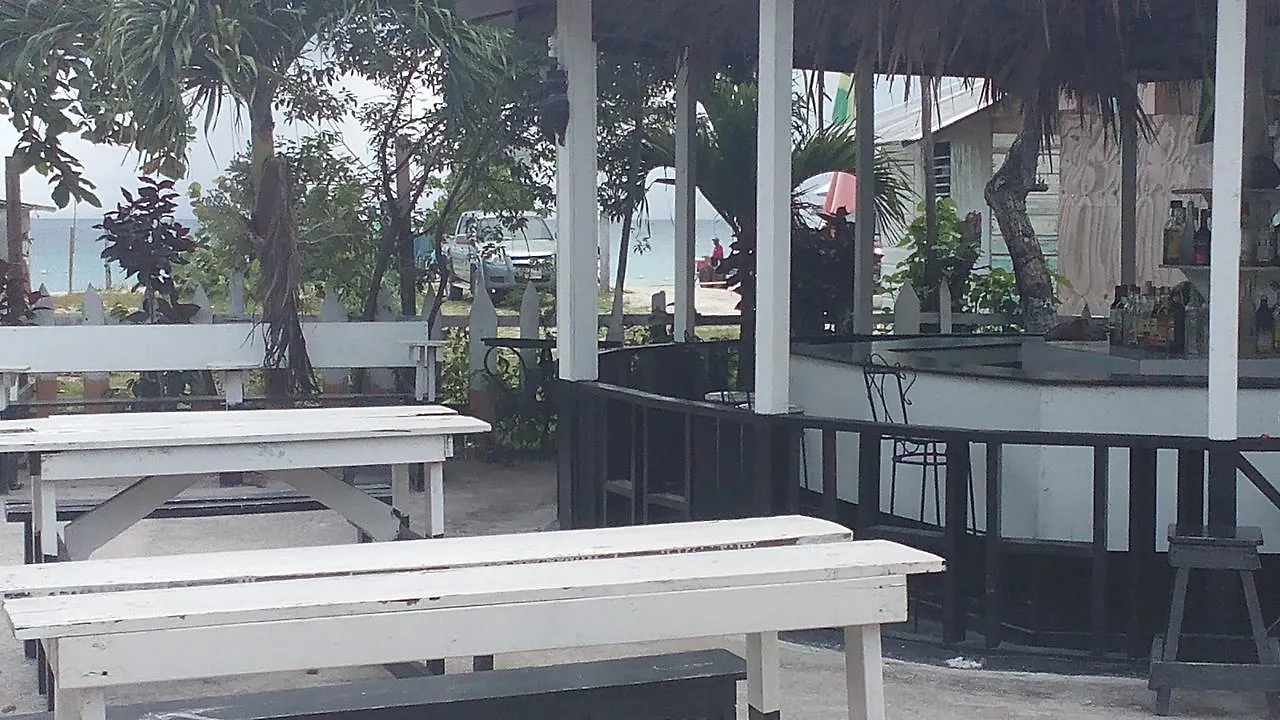 Hostel Drifters@One Mile Negril